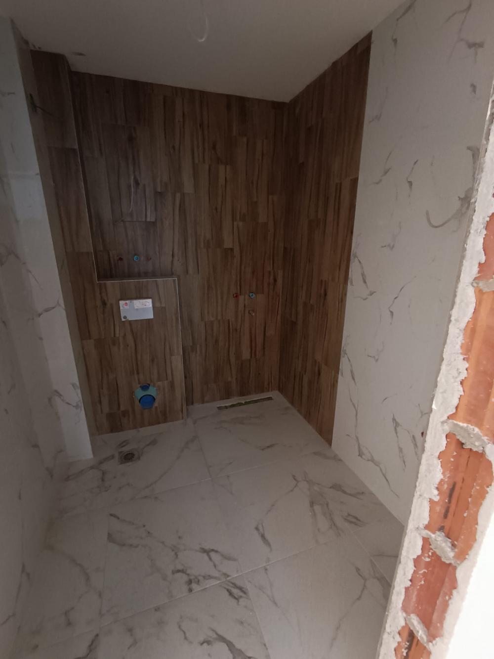 U blizini Medicinskog fakulteta, Dvoiposoban stan na prodaju, 67m², 176.880€