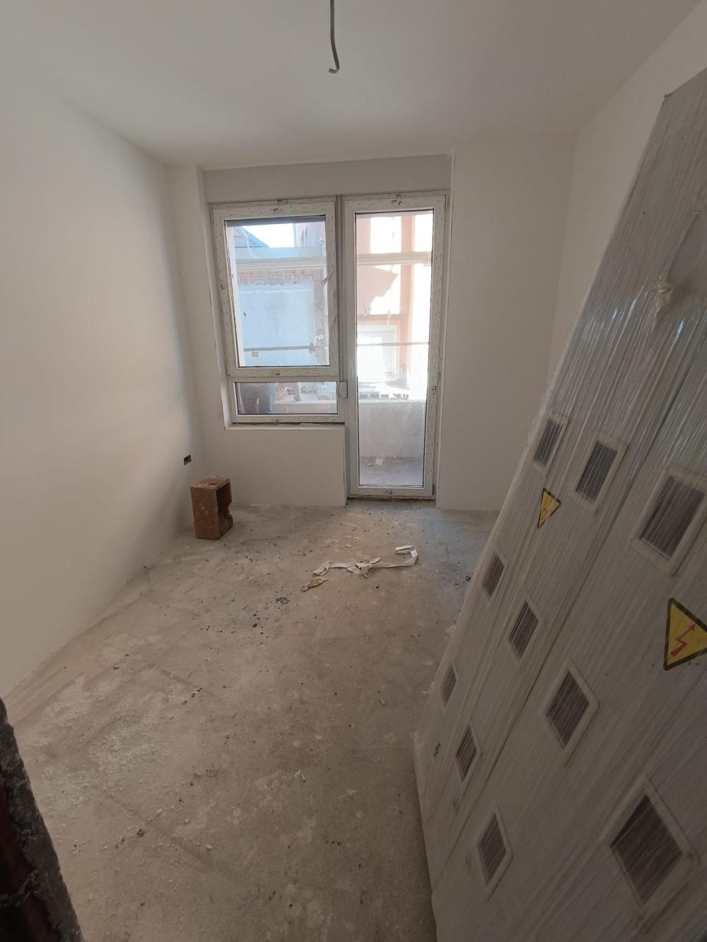 U blizini Medicinskog fakulteta, Dvoiposoban stan na prodaju, 67m², 176.880€